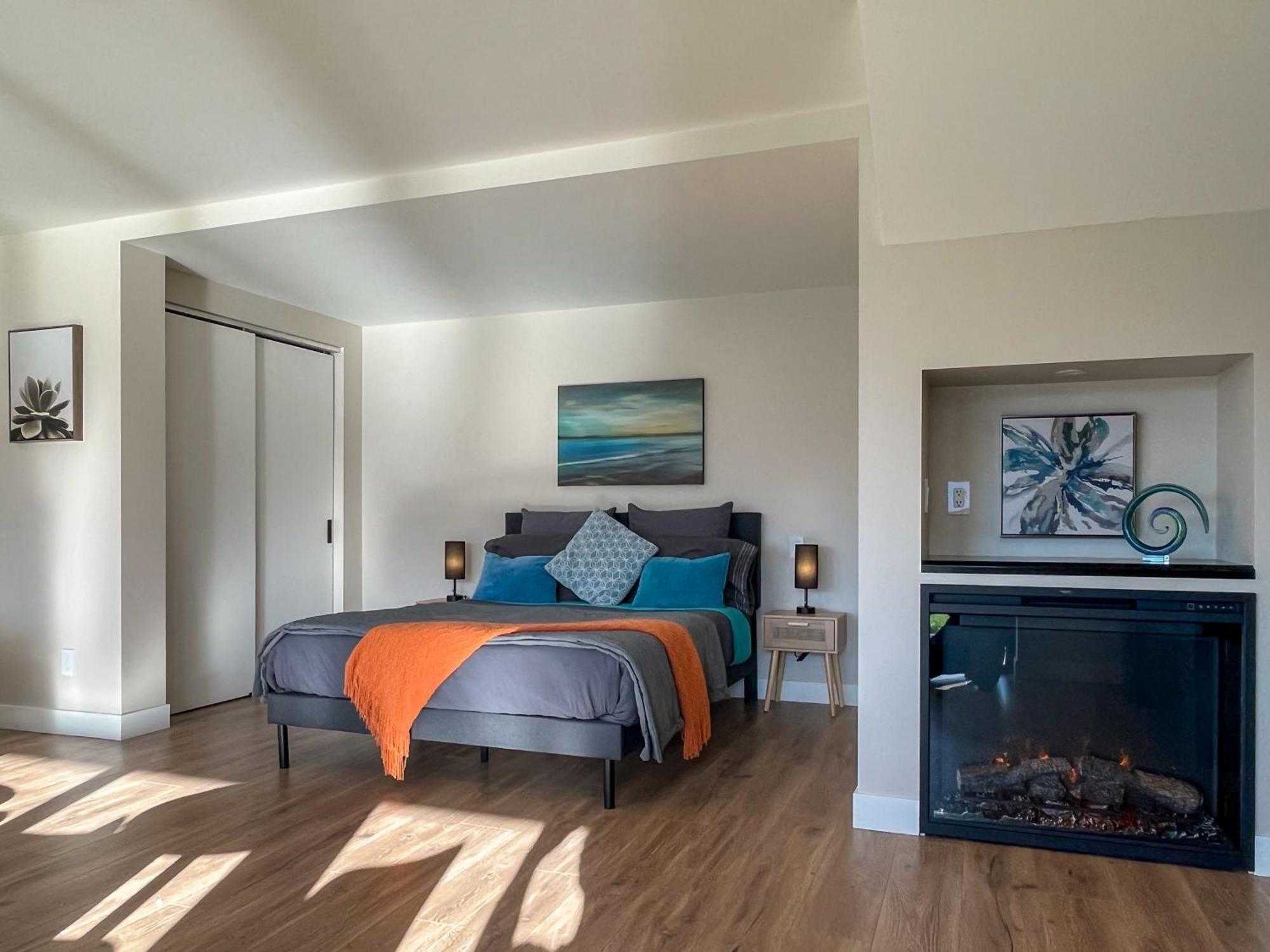 Kelowfornia Lakeview Retreat كيلوانا الغرفة الصورة