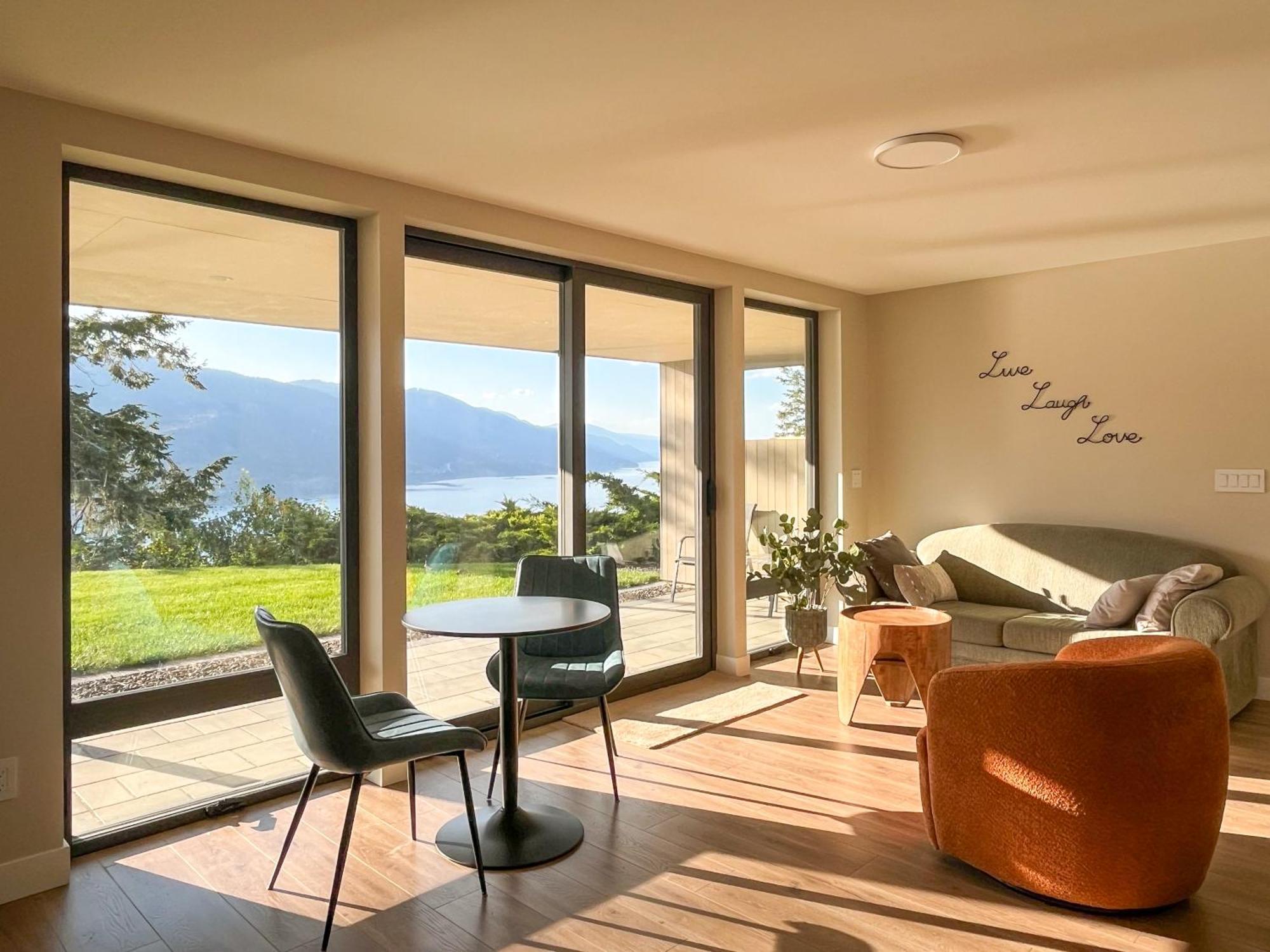 Kelowfornia Lakeview Retreat كيلوانا المظهر الخارجي الصورة