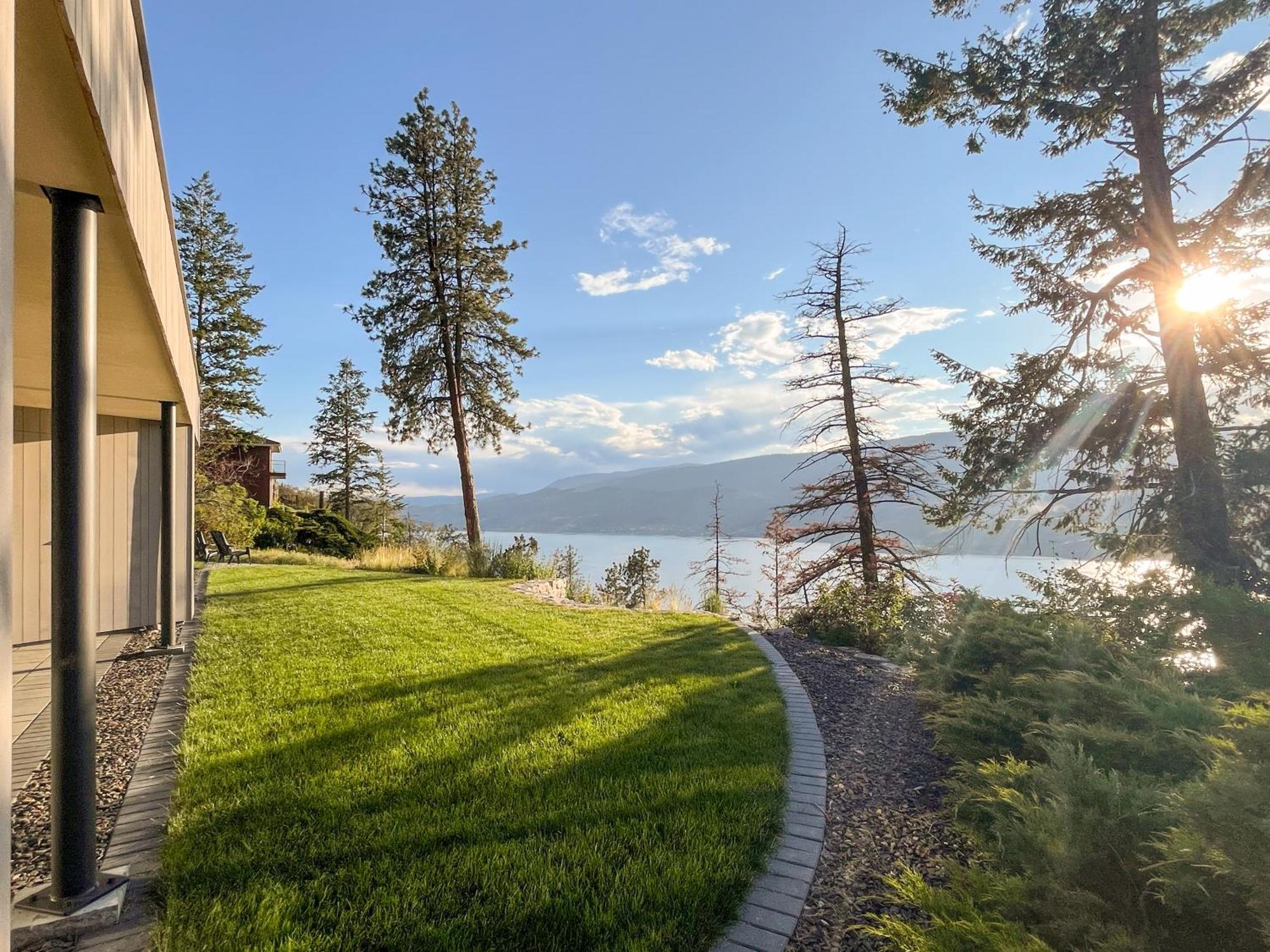 Kelowfornia Lakeview Retreat كيلوانا المظهر الخارجي الصورة